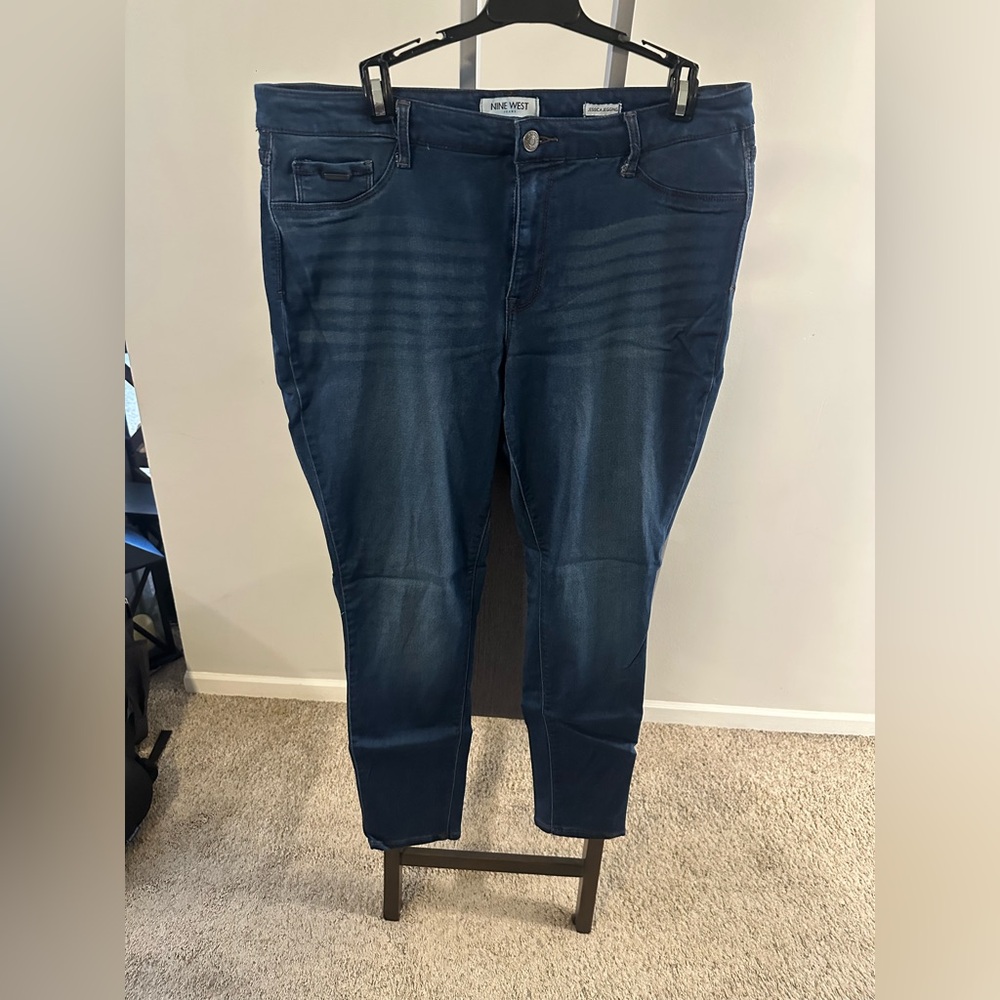 Nine West - Jessica Legging - size 16 - barely worn